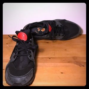 🔥Nike - Air Huarache Run Russian Floral Leather